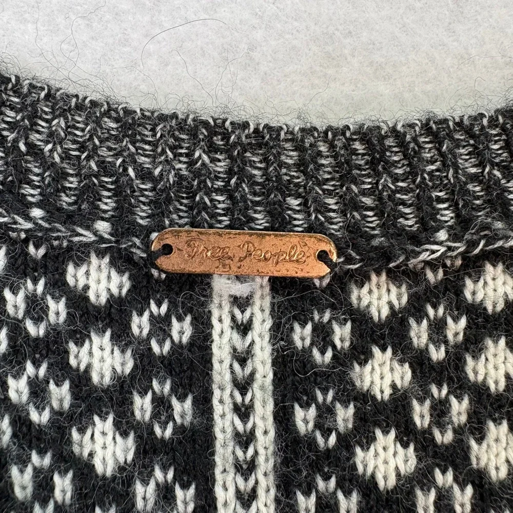 Free People‎ Black Avalanche Swit Knit Tunic Sweater Womens XS/S Boho Wool Blend